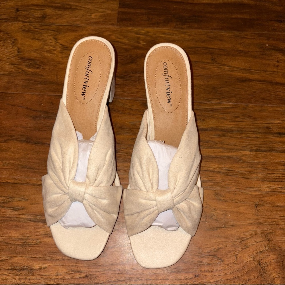 Comfortview Cream Knot Heels Size 9.5 W - Picture 3 of 8